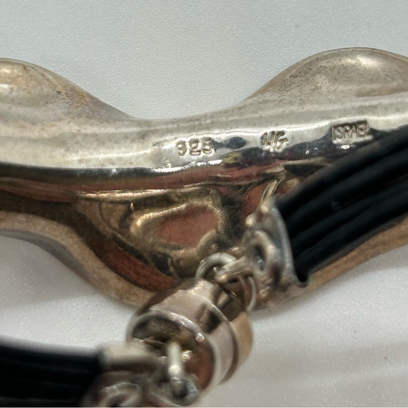 Hagit Gorali Sterling and Black Spinel Leather Bracelet - Picture 7 of 9